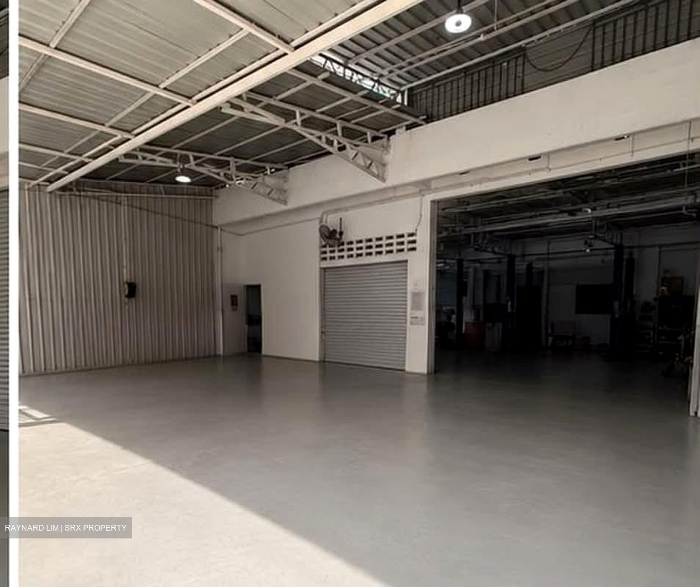 Senang Crescent (D14), Factory #602950251